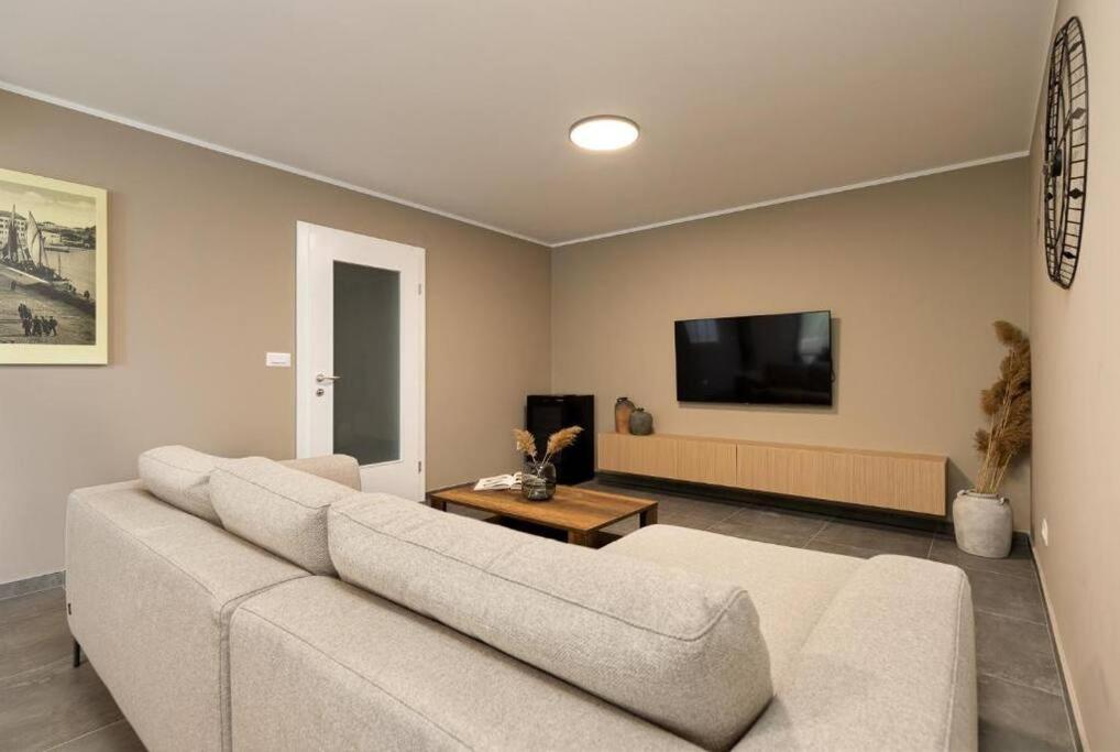 Vista Mare Apartment Πόρετς Εξωτερικό φωτογραφία